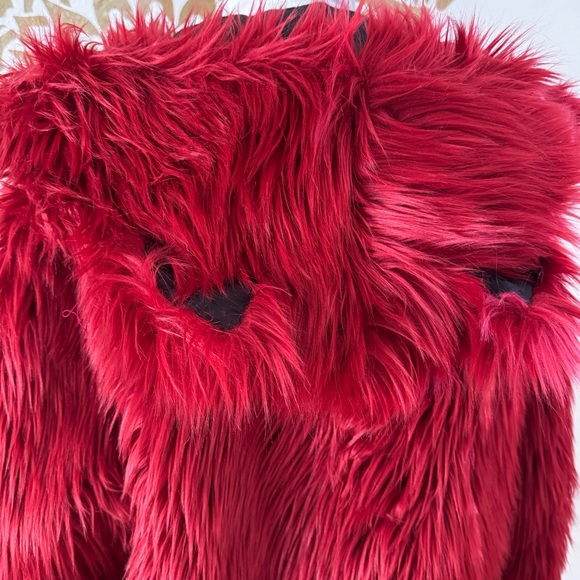 SPIRITHOODS RED VELVET WOLF CLASSIC FAUX FUR COAT | WOMEN'S M - Picture 5 of 15